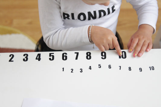 Kindermeubels pimpen met stickers
