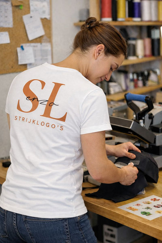 Hoe ondernemers strijklogo’s gebruiken om hun merk zichtbaar te maken